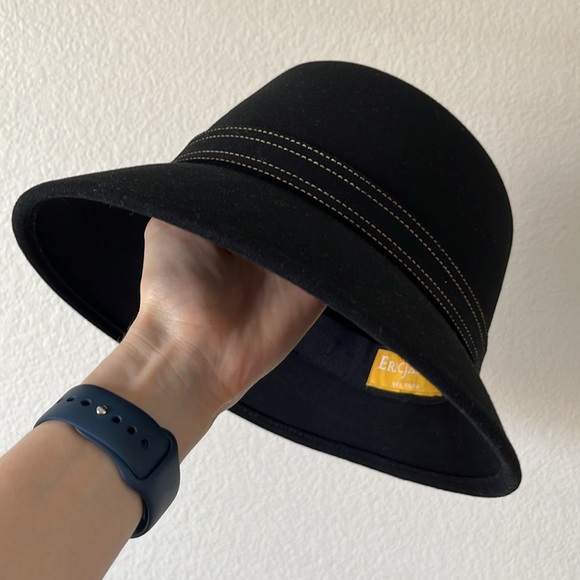 Eric Javits Anna Wool and Cashmere Cloche NWOT - Picture 3 of 13